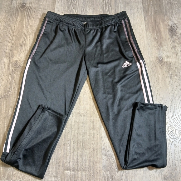 Adidas Aeroready Black Sweatpant With Pink Side Stripes. Size Medium 12-14 - Picture 1 of 8